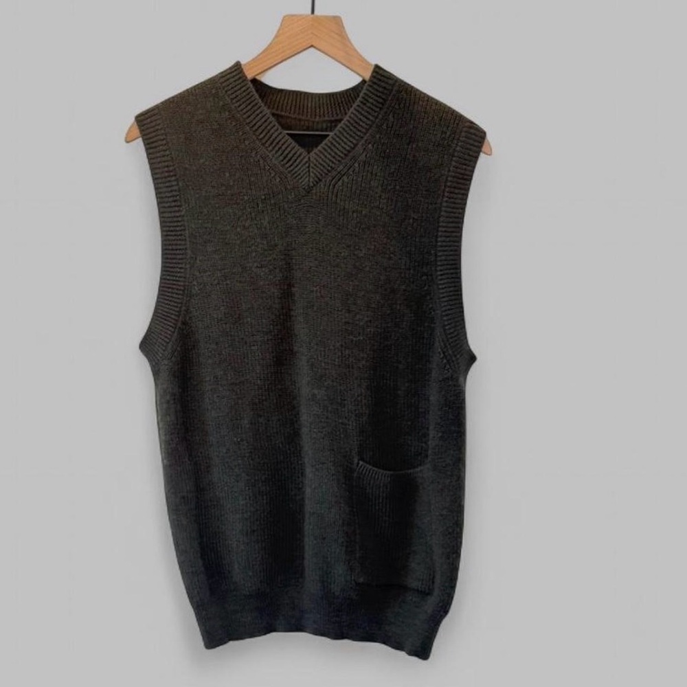 Muji  wool grey sweater vest xxs-xs